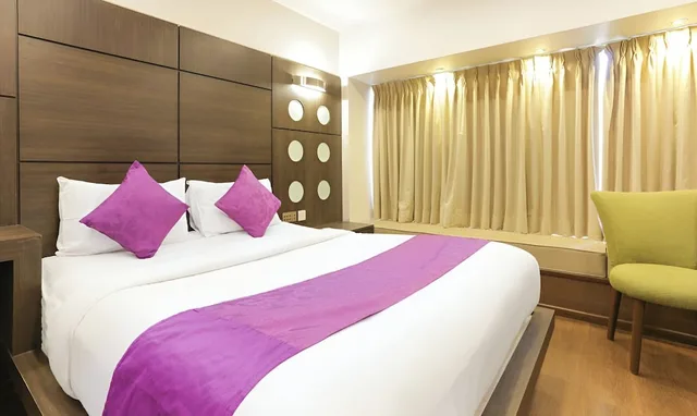 غرفة بريميوم بسرير كوين، Comfort Inn Metropolis Mumbai 8/10