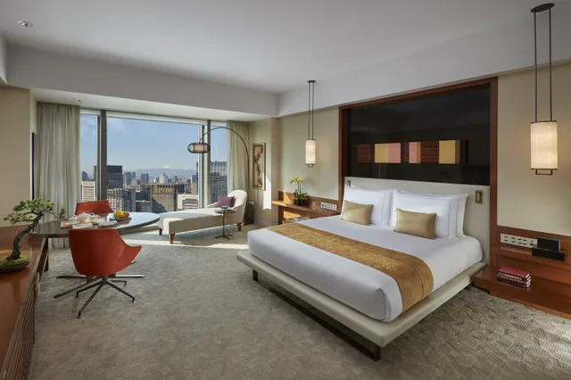 غرفة ديلوكس بسرير كينج، Mandarin Oriental Tokyo 1/2