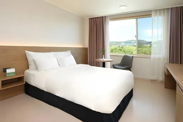 Deluxe, Suite, Double Bed, Hot Spring Bath، Bloom Hotel 1/2