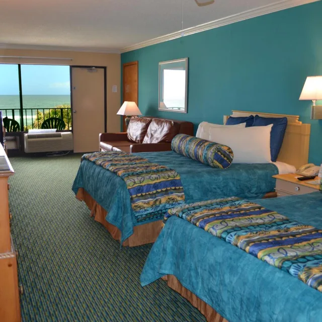 Deluxe, Queen Bed, Ocean Front، Sun Viking Lodge 2/6