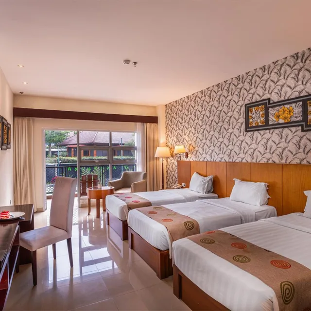 غرفة ثلاثية، Griya Persada Convention Hotel & Resort - Bandungan 2/7