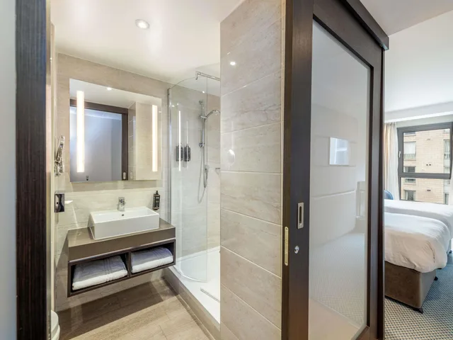 غرفة بريفيليج، Mercure Edinburgh Haymarket 8/8