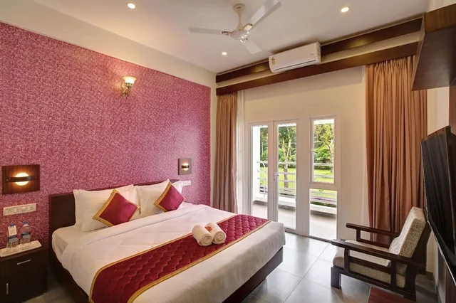 غرفة ديلوكس بسرير كينج، Gokulam Grand Resort & Spa, Coorg 1/6