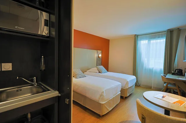 غرفة كومفورت بسرير مزدوج أو سريرين منفصلين، Seven Urban Suites Nantes Centre 6/8