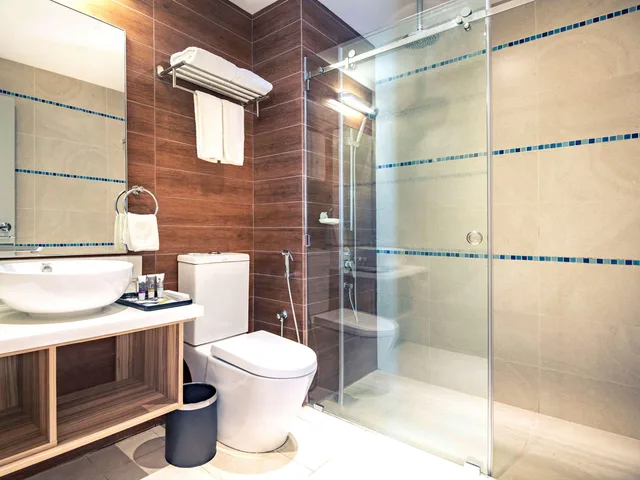 2 Bedrooms, Suite, Mercure Kota Kinabalu City Centre 1/2