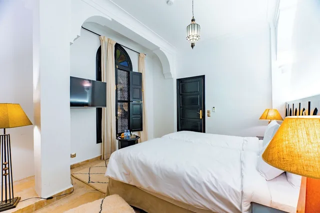 1 Bedroom, Superior, King Bed, Courtyard View, Riad Dar Dialkoum 10/10