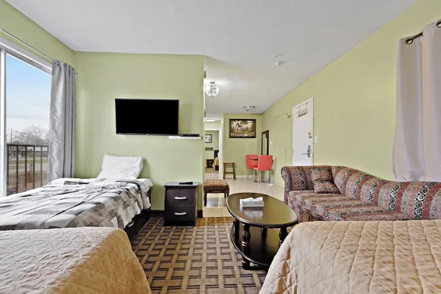 جناح عائلي، Niagara Lodge Suites 10/10