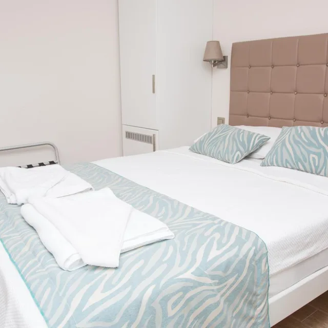 Room, Double or Twin Bed, Land View، Asli Hotel 4/10