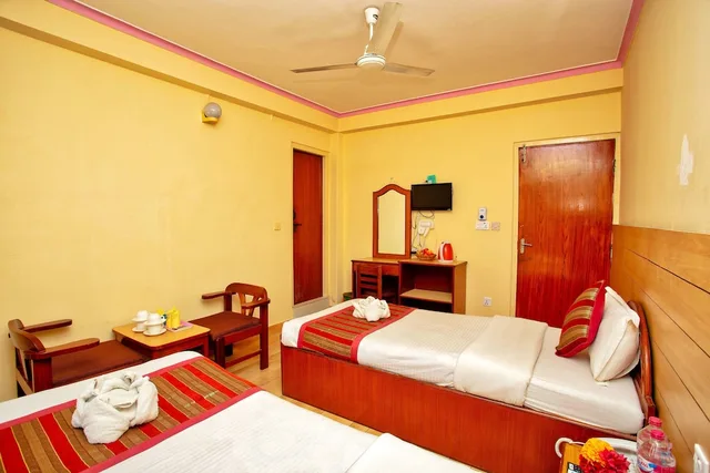 غرفة ديلوكس بسريرين منفصلين، Hotel Grand Holiday 4/8