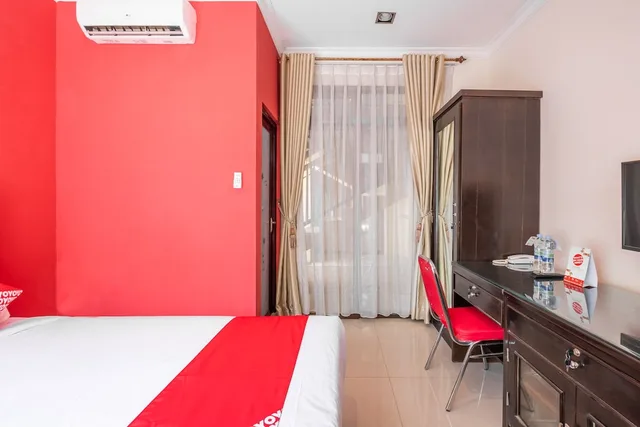 غرفة ديلوكس بسرير مزدوج، OYO Collection O 1032 Rahayu Residence Syariah 1/7