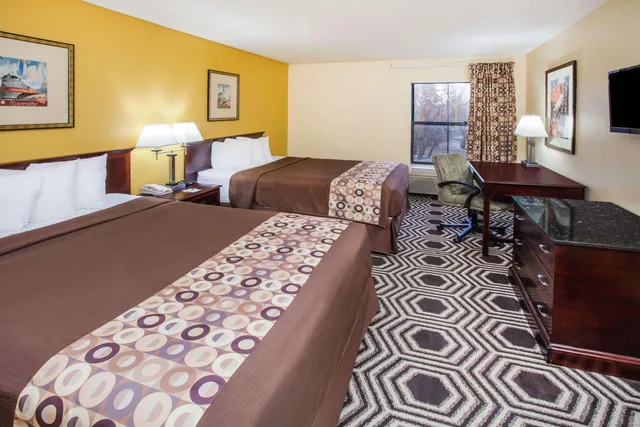 غرفة رباعية بسريرين كوين، Comfort Inn and Suites Harvey - Chicago Southland 1/1
