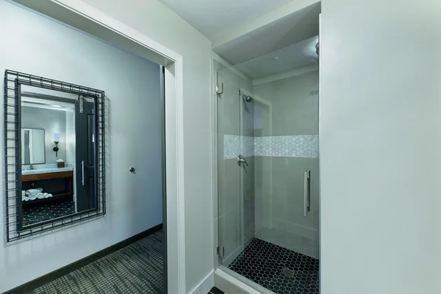 جناح بسرير كينج، Oxford Suites Paso Robles 7/7
