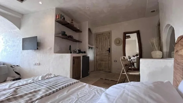 غرفة كلاسيكية بسرير كينج بإطلالة على الجبل، 3 Pyramids View Inn 4/10
