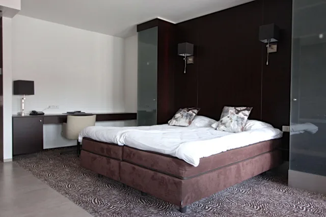غرفة ديلوكس بسريرين منفصلين، Golden Tulip West Ende 1/4