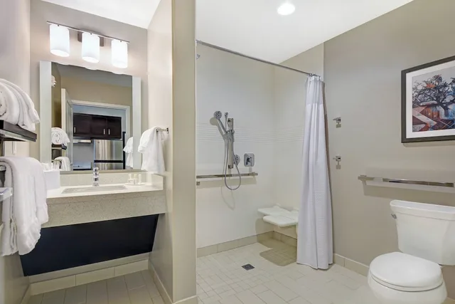 استوديو بسريرين كوين لذوي الإعاقة، TownePlace Suites by Marriott Jackson Airport/Flowood 2/3