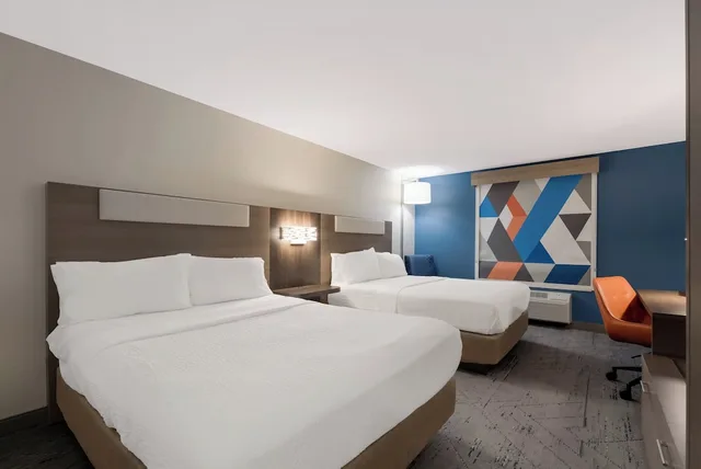 غرفة قياسية بسريرين كوين، Holiday Inn Express Hotel Suites the Villages 5/10