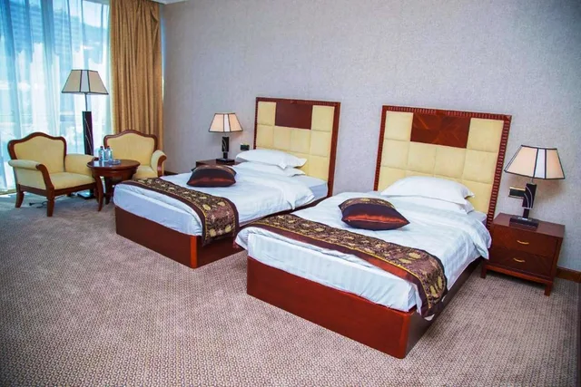 غرفة قياسية بسريرين منفصلين، Golden Coast Hotel 3/4