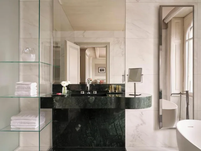 Suite, Palazzo Venezia 4/4