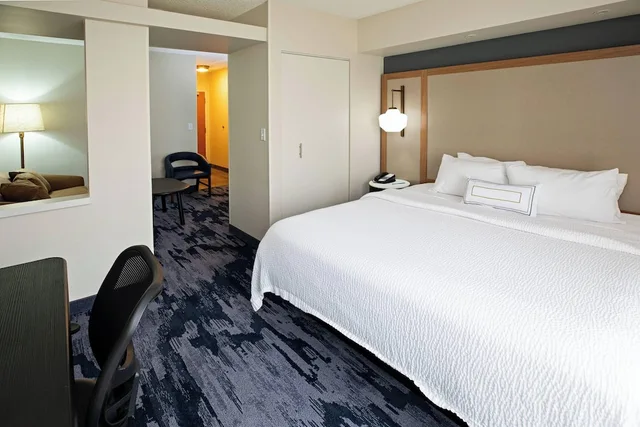 جناح بسرير كينج مع أريكة، Fairfield Inn Suites By Marriott Elizabethtown 1/2