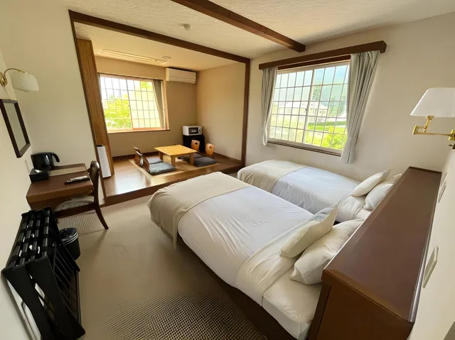 غرفة عائلية، Samurise North 1/2