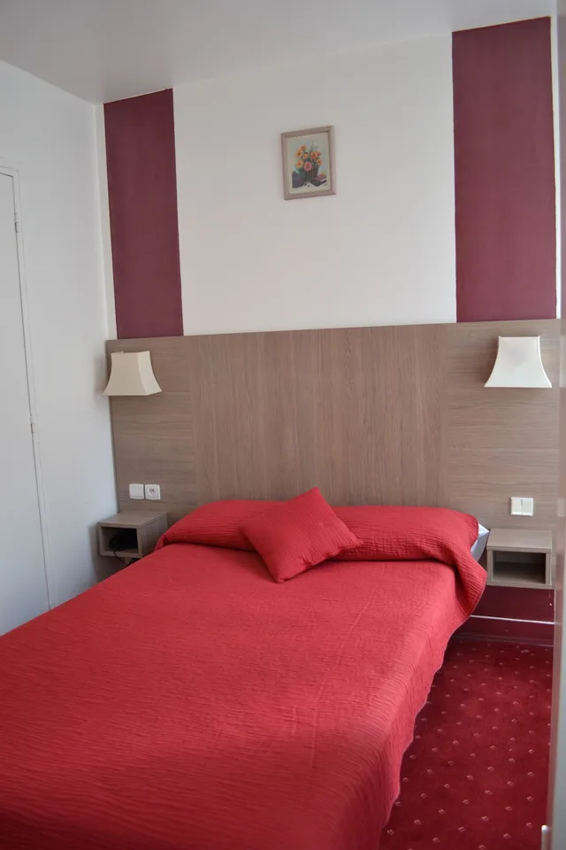 غرفة مفردة، Hôtel Royal Bergère 5/6