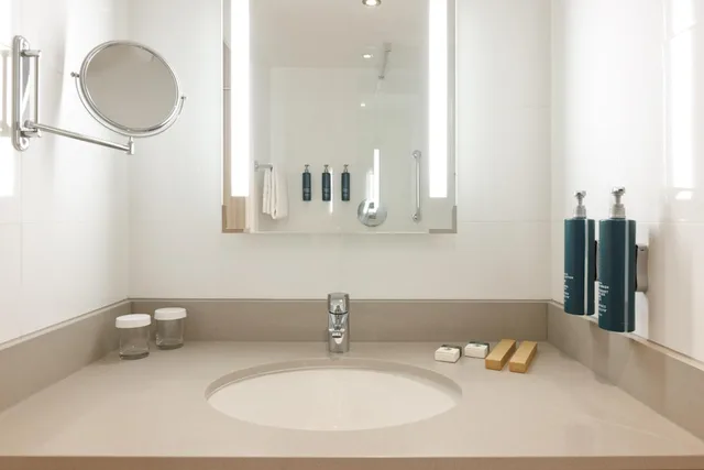 غرفة بسرير كينج، Doubletree By Hilton Glasgow Central 6/11