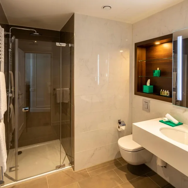 غرفة ديلوكس بغرفة نوم واحدة، Fraser Suites Hamburg 5/7