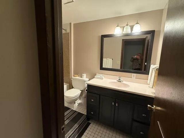 شقة عائلية بغرفة نوم واحدة، Snowshoe Motel 4/5