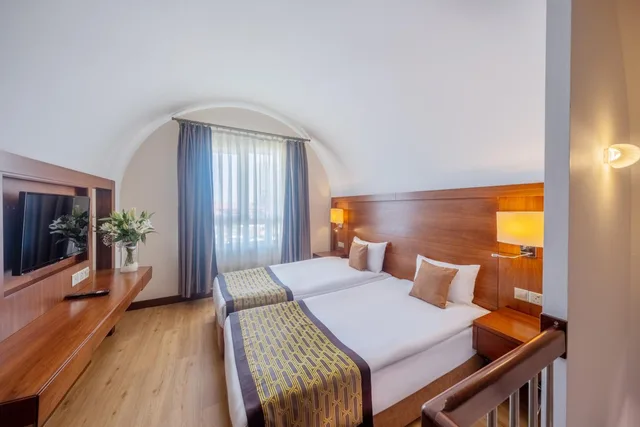 فيلا سوبيريور، Salamis Bay Conti Resort and Casino 6/10