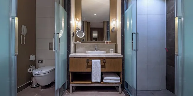 Superior, 1 Double and 1 Single Bed, Lateral Side Sea View, Sofa، Trendy Lara Hotel 10/10