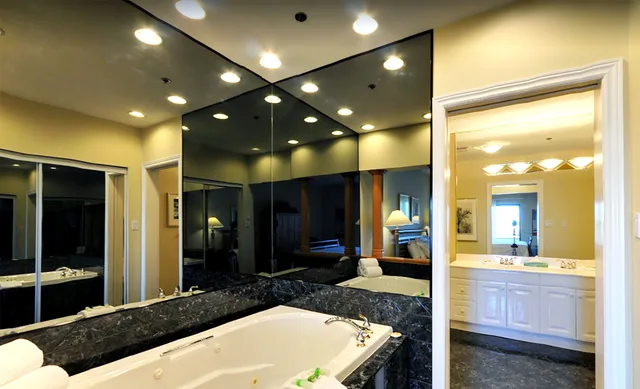 2 Bedrooms, Tower, Suite, 1 King and 2 Queen Beds، Georgian Bay Hotel, Trademark Collection by Wyndham 8/9