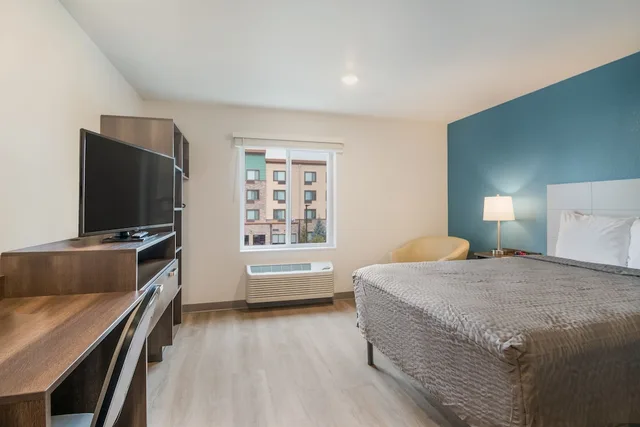 جناح بسرير كوين مع أريكة، WoodSpring Suites Broomfield - Westminster 3/10