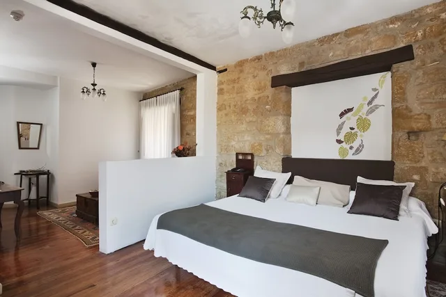 Mini, Suite, King Bed، Rusticae Hospederia Senorio de Brinas 1/4