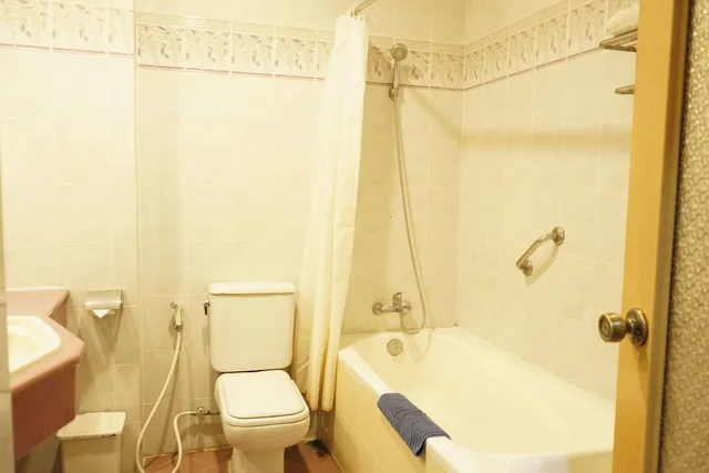 Executive, Single Bed, Hotel Indah Palace Solo 3/4