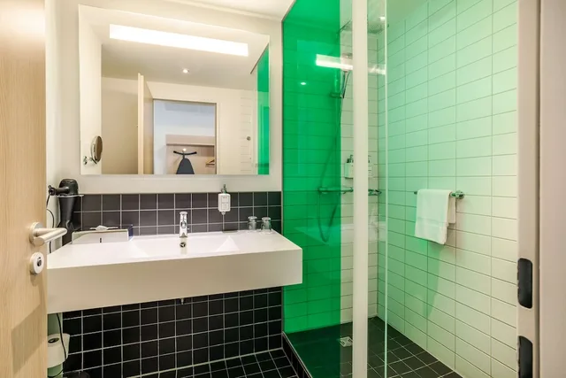غرفة سوبيريور بسرير كينج في طابق مرتفع، Park Inn By Radisson Stuttgart 9/10