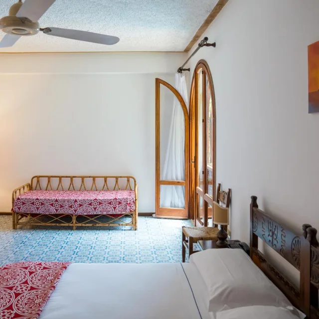 غرفة كلاسيكية عائلية، Hotel Carasco 2/2