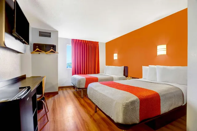 غرفة رباعية، Motel6 Benson, AZ 2/10