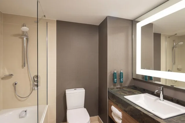 Classic, Twin Beds, DoubleTree by Hilton Luxembourg 10/10