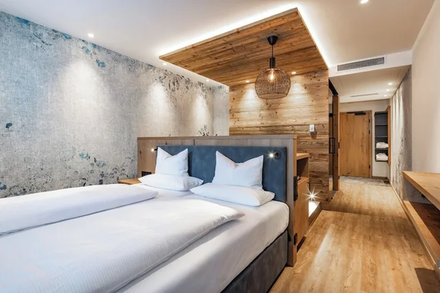 غرفة ديلوكس بسرير كينج، Hotel Alpenhof 1/4