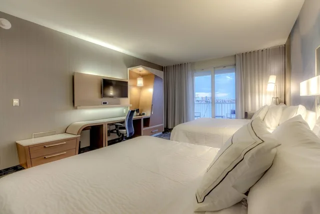 غرفة بسريرين كوين، Courtyard St Petersburg Clearwater Madeira Beach 1/7