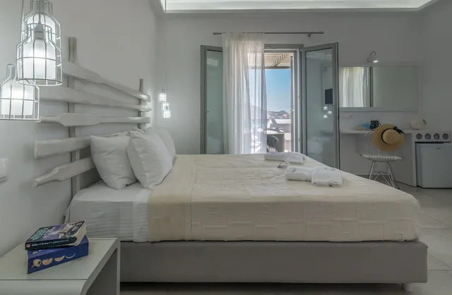 غرفة ديلوكس بسريرين منفصلين بإطلالة على البحر بحوض جاكوزي، Olea Bay Hotel 1/2