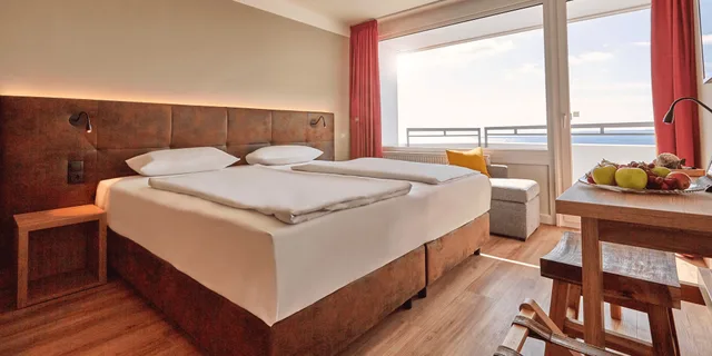 Comfort, King Bed, Ocean View, Balcony, OSTSEE RESORT DAMP 2/5