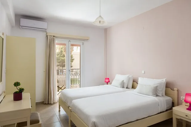 شقة بسريرين منفصلين بغرفة نوم واحدة مع أريكة، Filorian Hotel Apartments 9/10