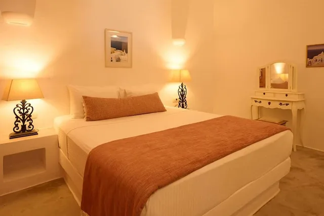 2 Bedrooms, Family, Villa, 2 King Beds, Sea View, Sofa, Private Pool, Desiterra Santorini 1/10
