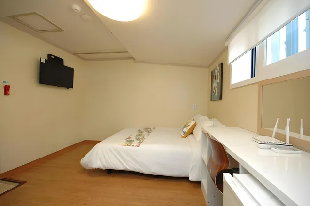 Standard, Double Bed, E Residence 2/2