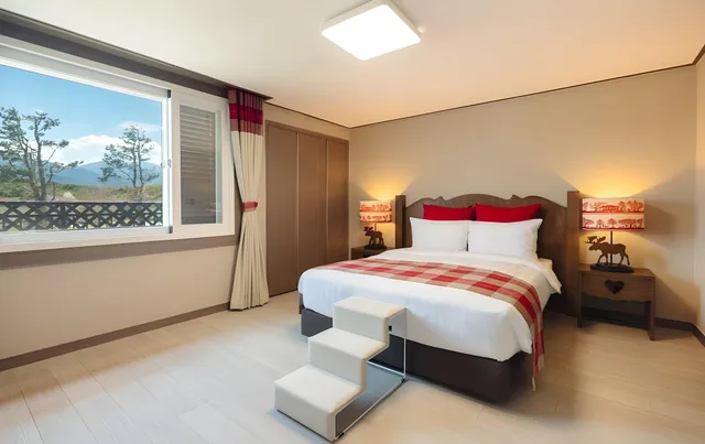 Royal, Suite, 2 Double Beds, Pet Friendly, 32 Pyeong، Kensington Resort Seorak Valley 1/2