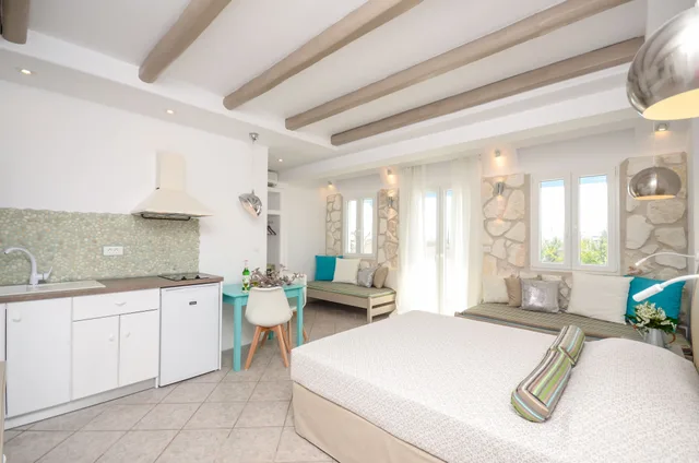 جناح بسرير مزدوج وسريرين منفصلين، Naxos Evilion 6/10