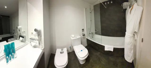 غرفة كلوب بسريرين منفصلين مع أريكة، Hotel Concordia Barcelona 8/8