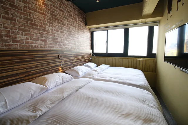 غرفة بزنس رباعية بسريرين مزدوجين، R10 Eco Hotel 8/10