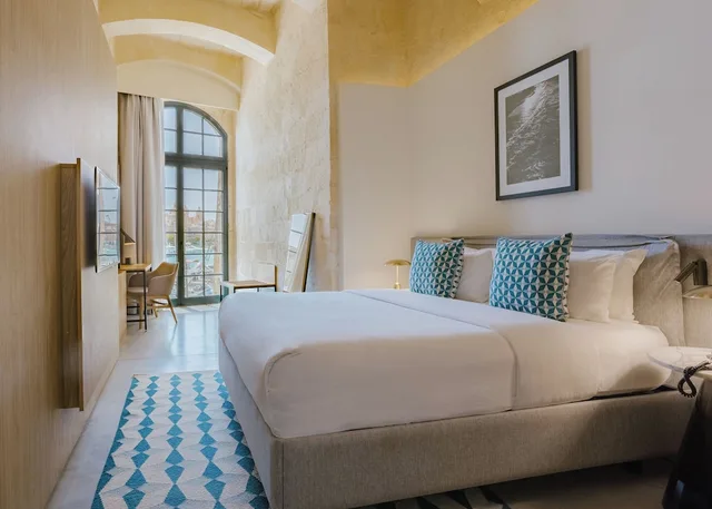 Grand, Harbor, Suite, King Bed, Sofa، Cugo Gran Macina Malta 3/10